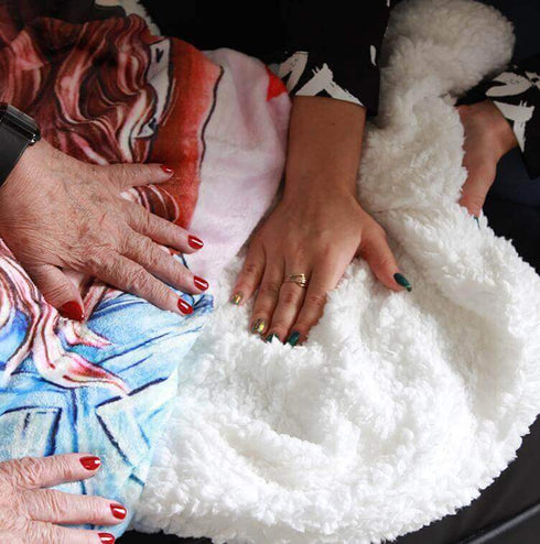 Divesart - Decke von Mutter zu Tochter - "Glück in den kleinen Dingen"